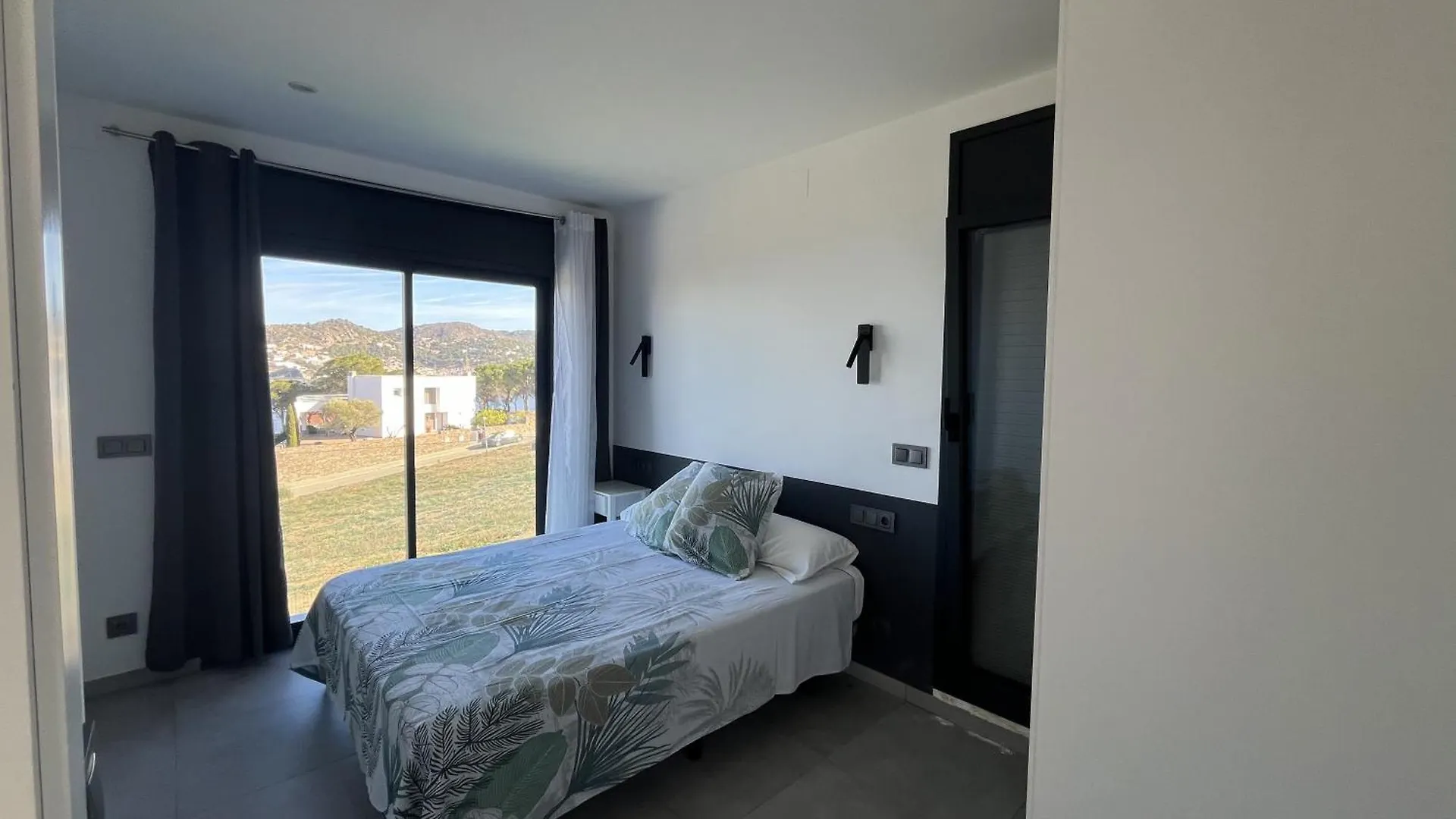 Vil•La Cala Prona Vila El Port De La Selva Villa